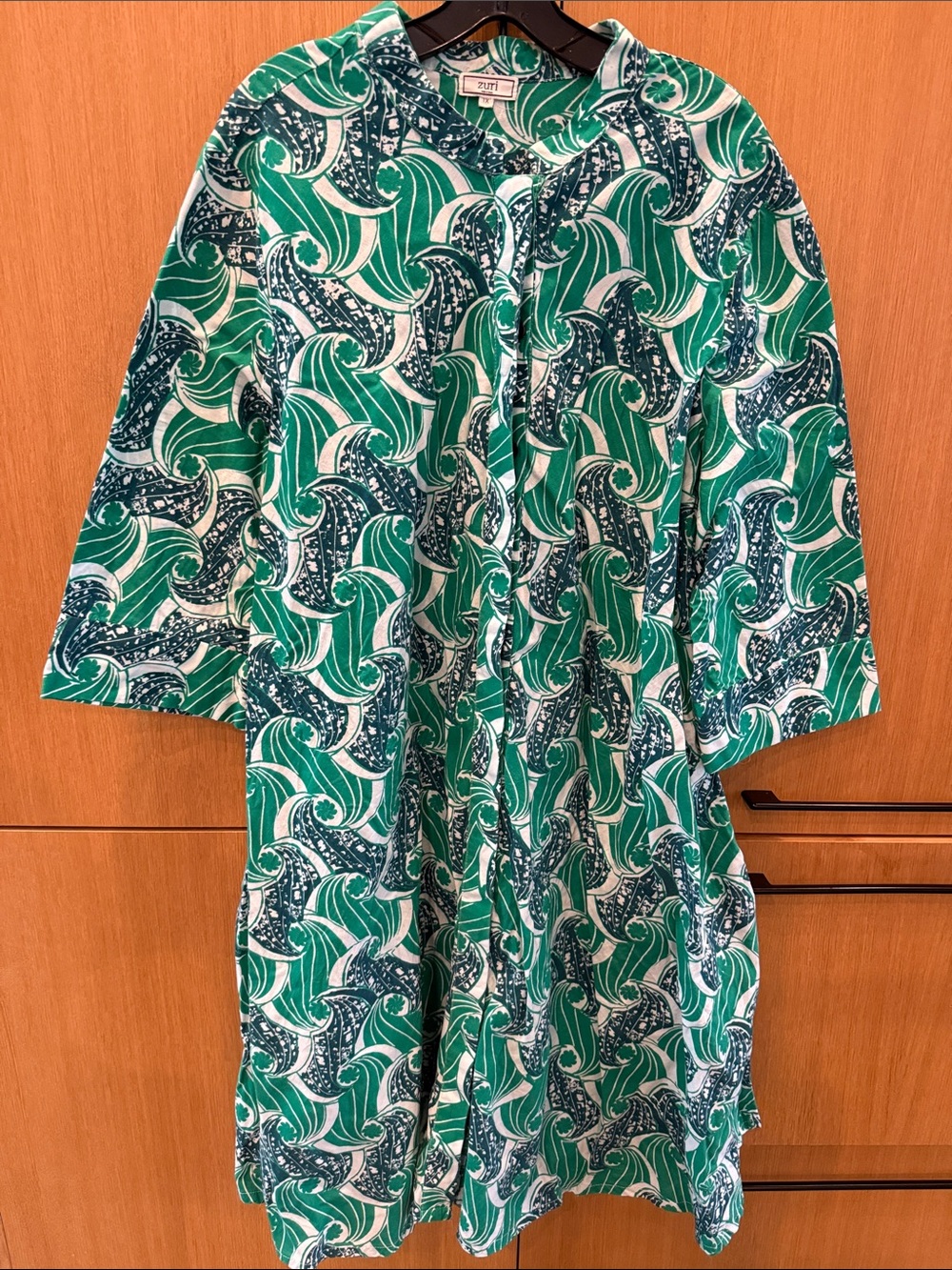 Zuri Dress in Green / Blue Colors Button Down Mock Neck 3/4 Sleeve Size 1X